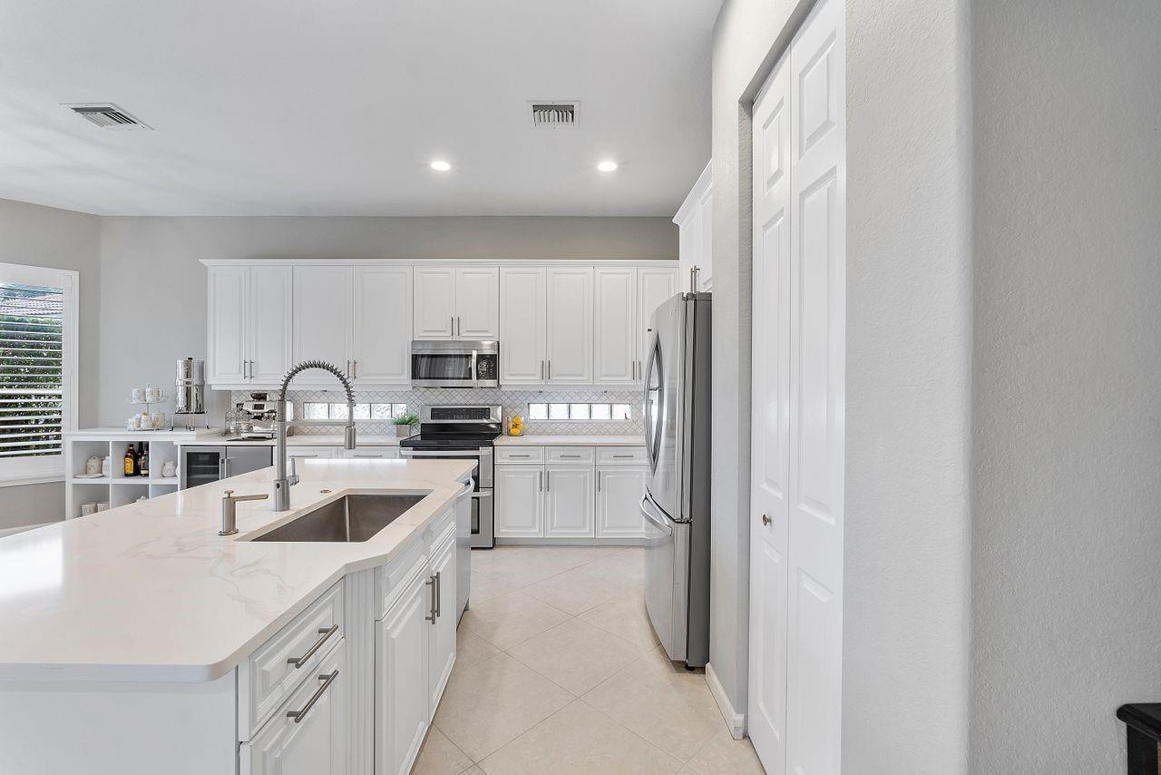 11529 NW 72nd Place
