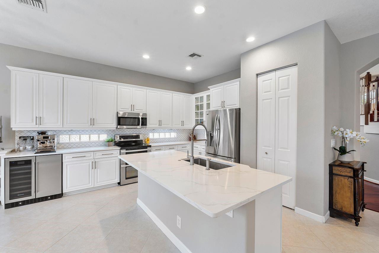 11529 NW 72nd Place