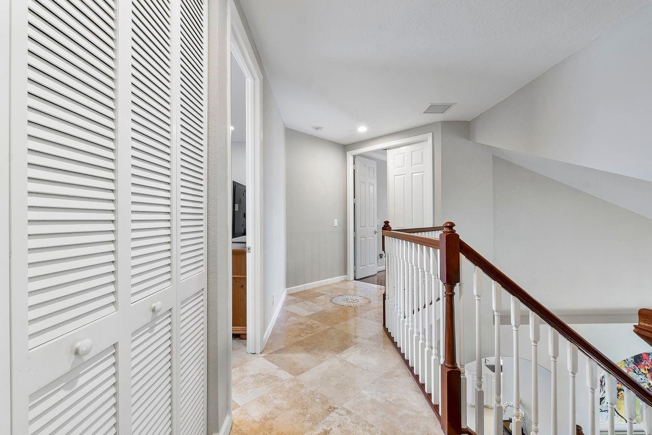 11529 NW 72nd Place