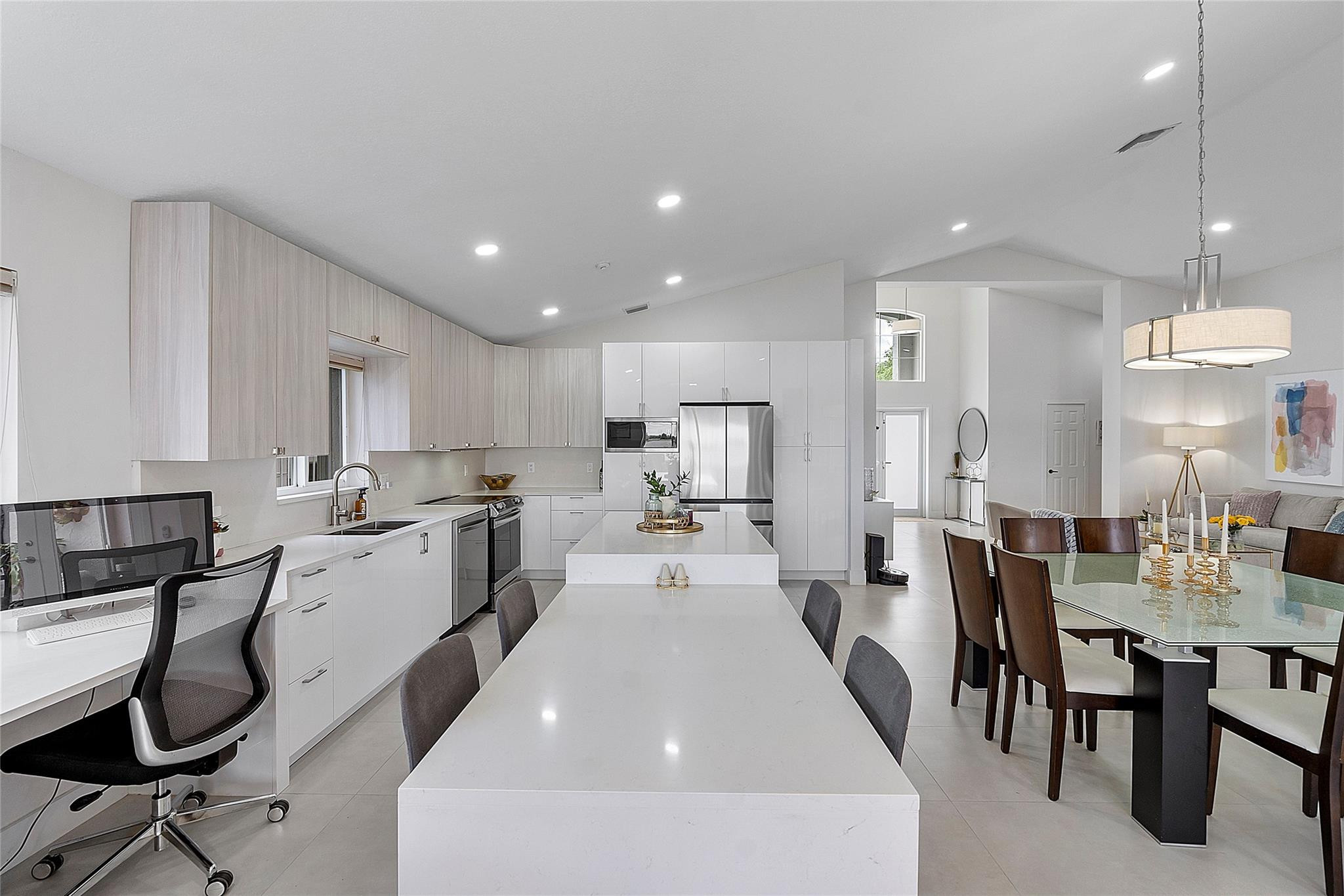 1208 Falls Boulevard
