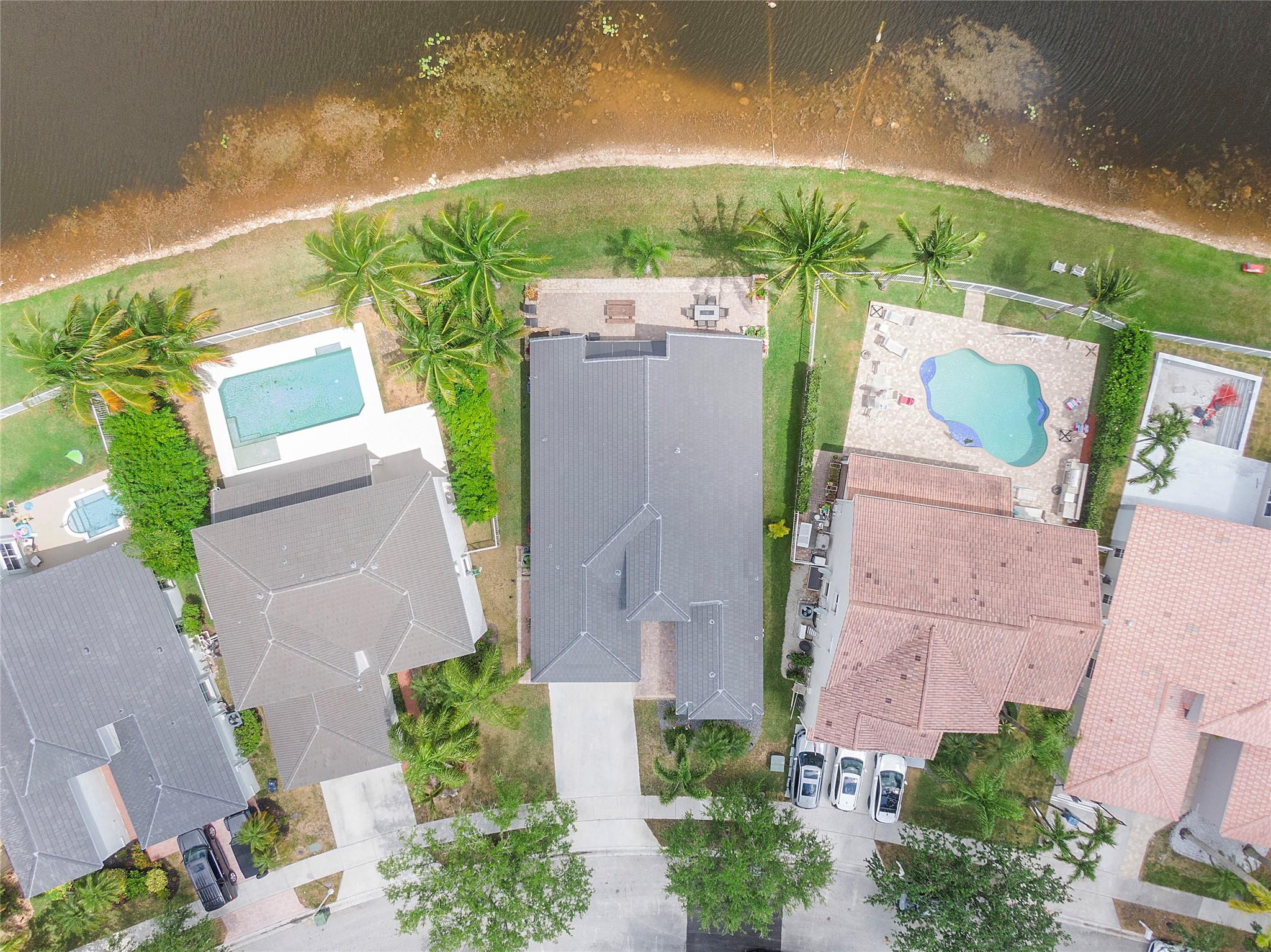 1208 Falls Boulevard