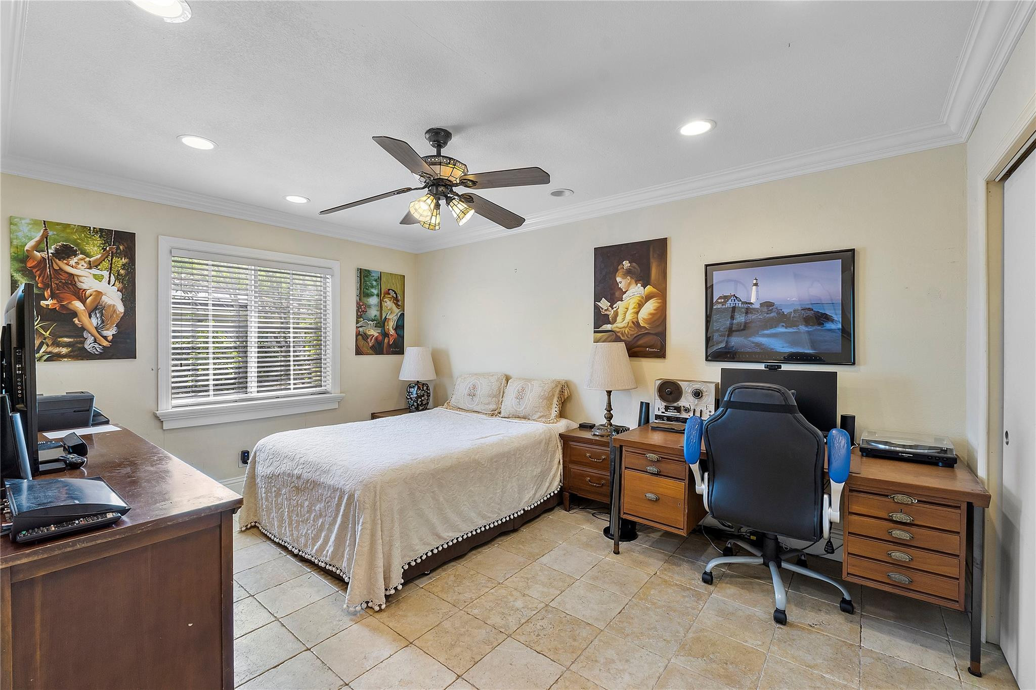 10977 NW 41st Drive