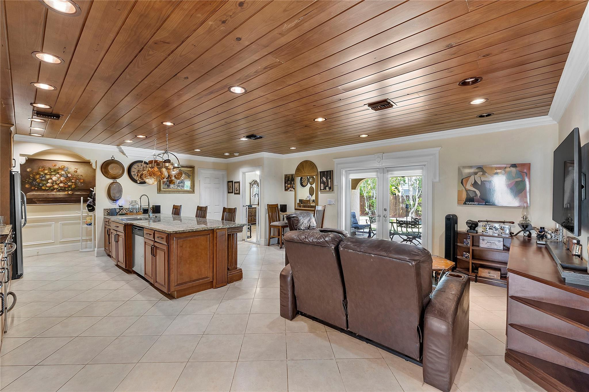 10977 NW 41st Drive