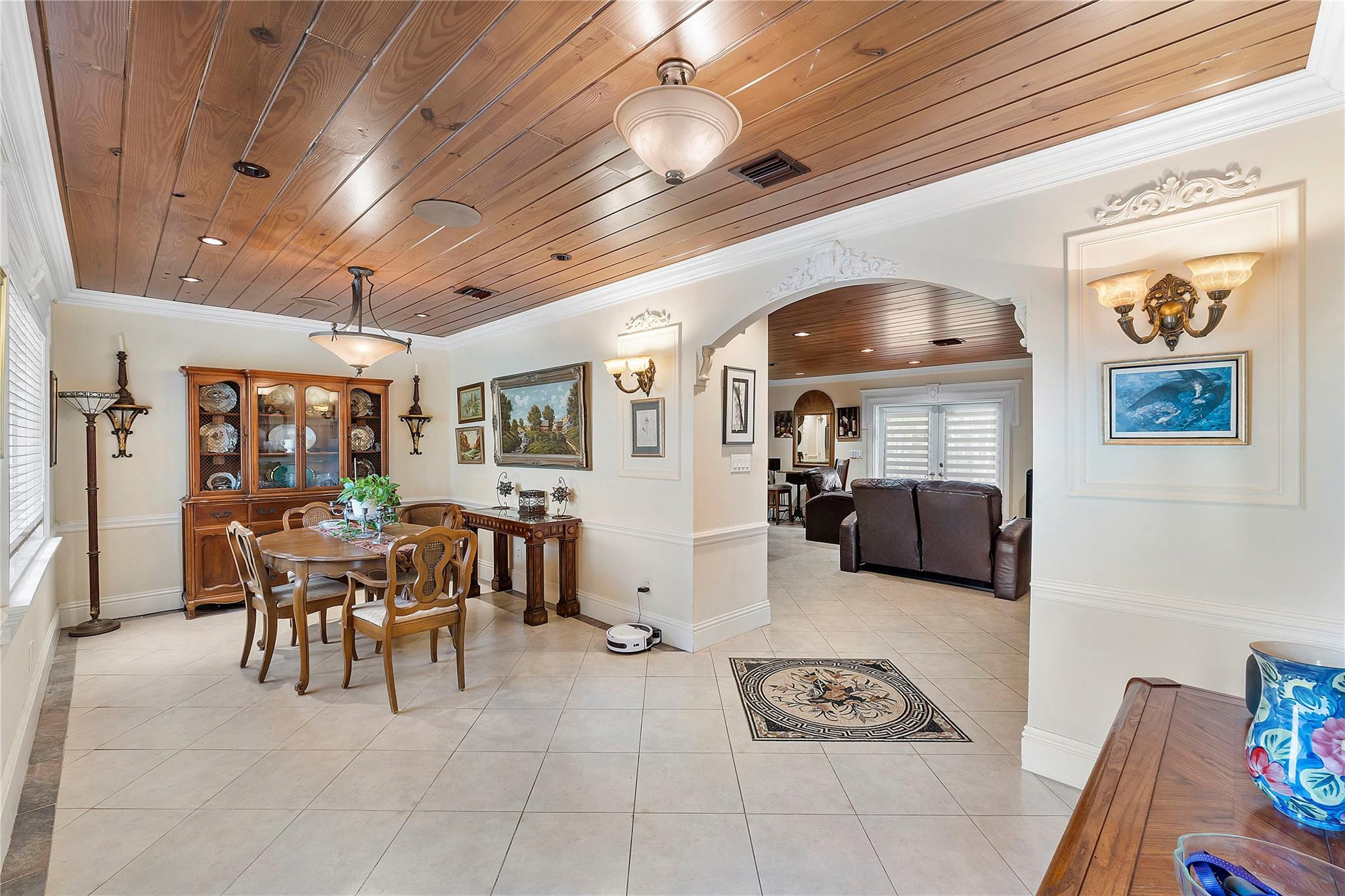 10977 NW 41st Drive