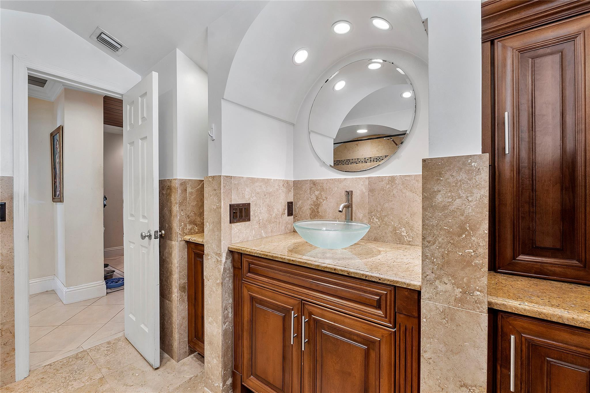 10977 NW 41st Drive