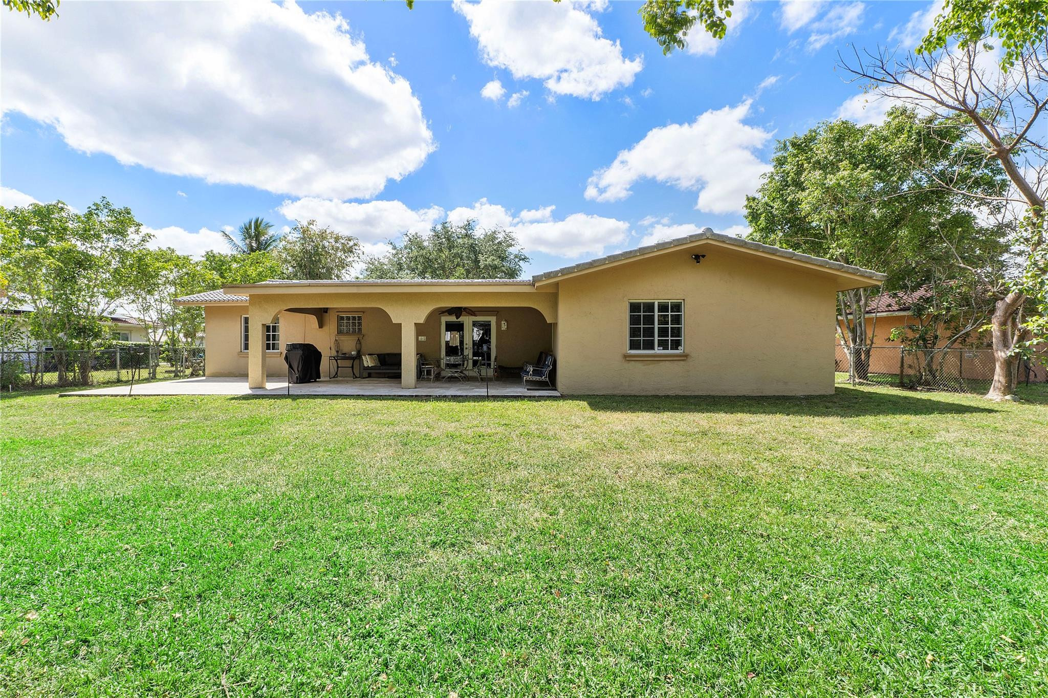 10977 NW 41st Drive
