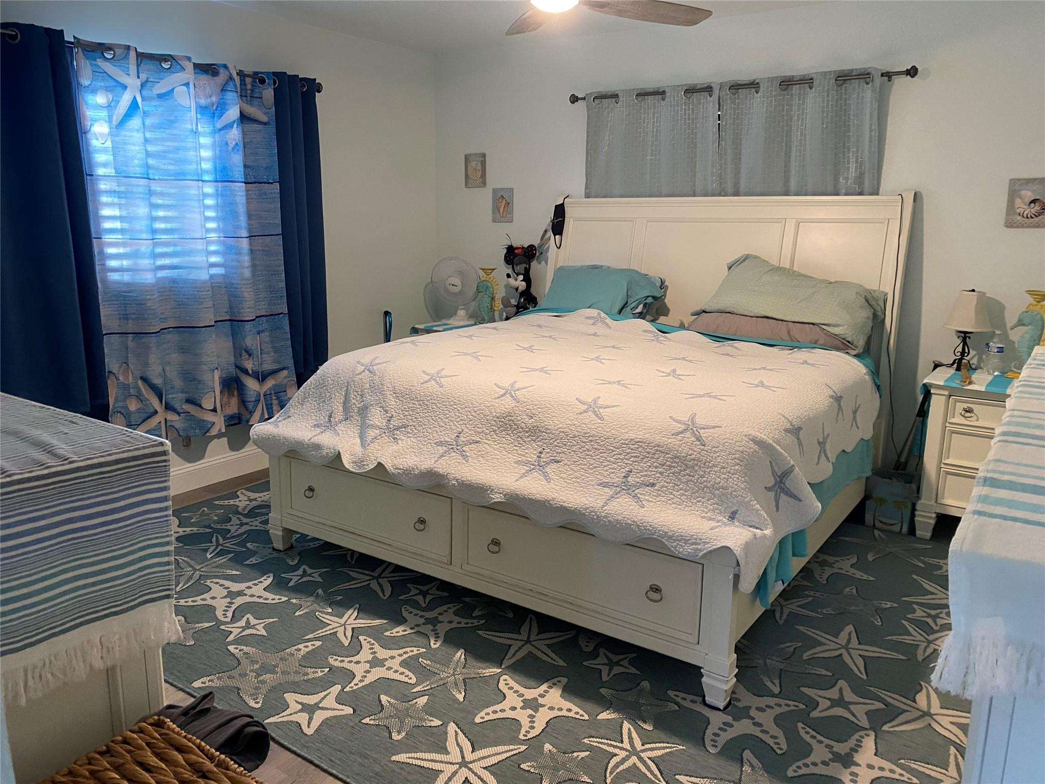 6810 NW 74th Place