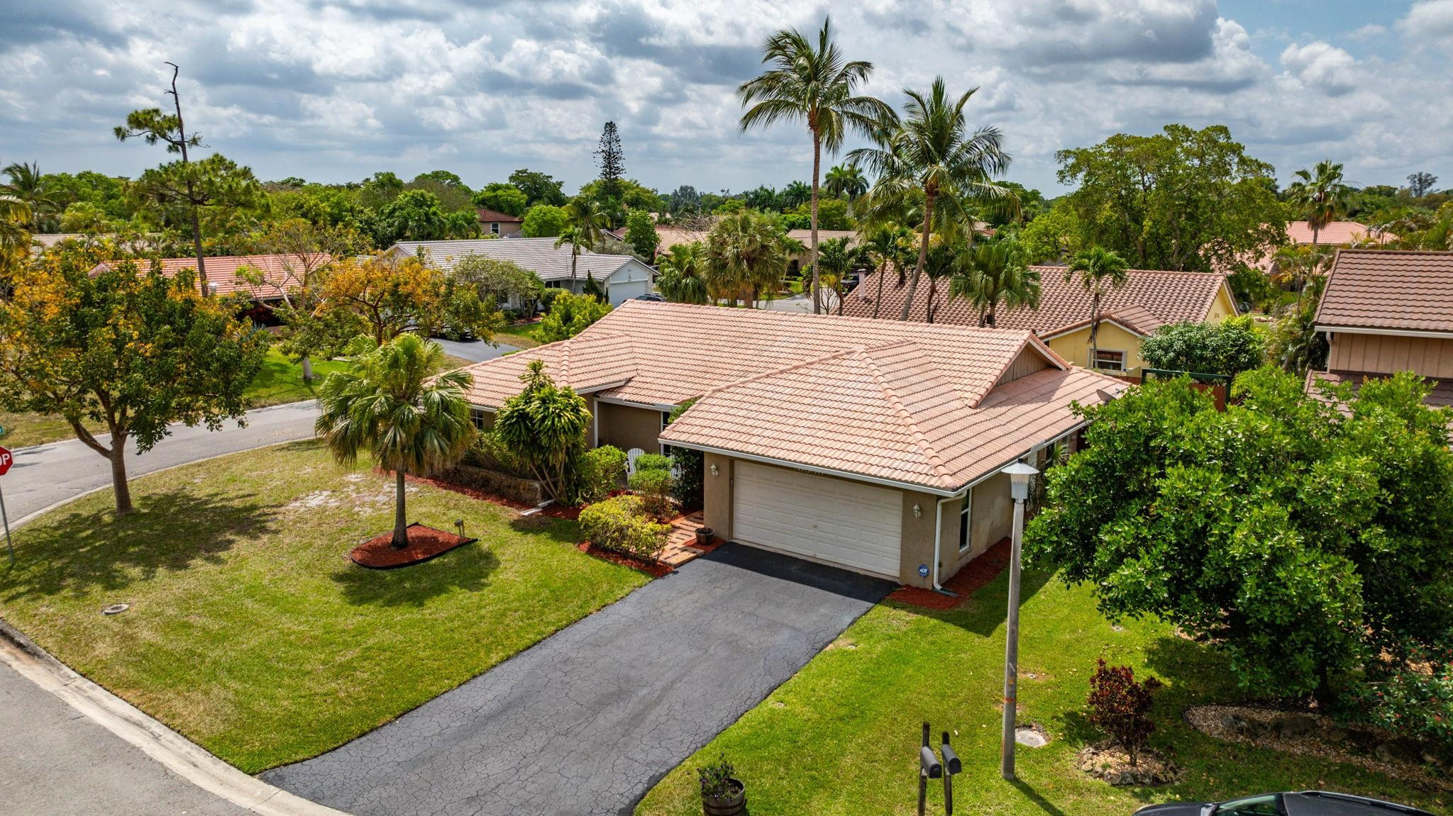 8530 NW 21st Manor