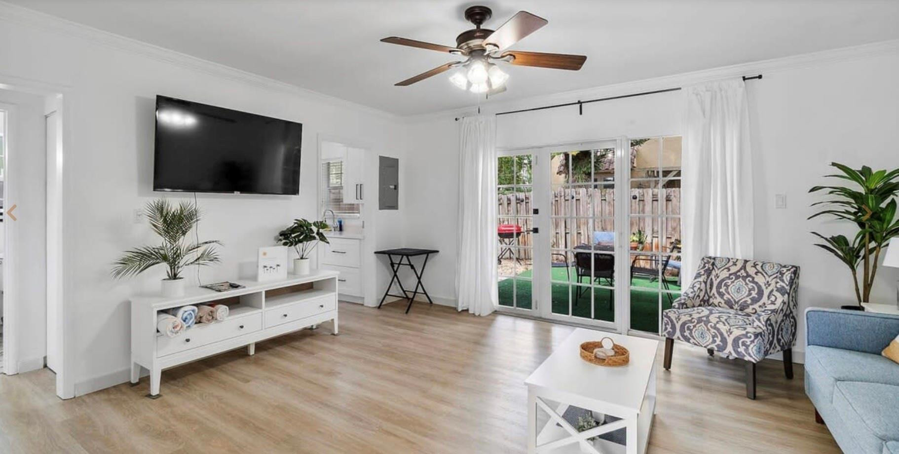 1400 NE 4th Court 1