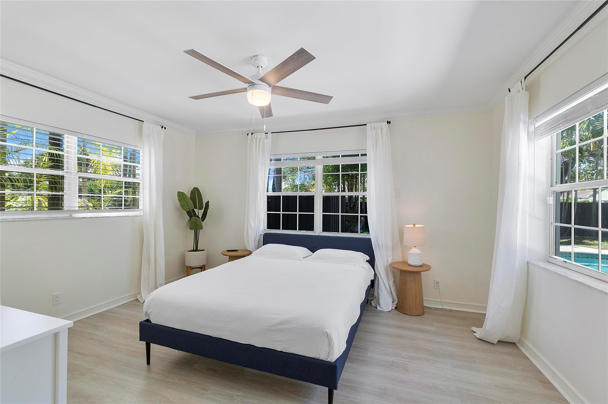 1400 NE 4th Court 3