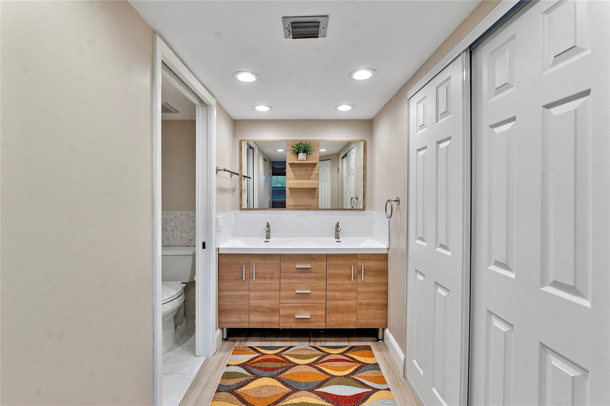 1601 Abaco Drive J3