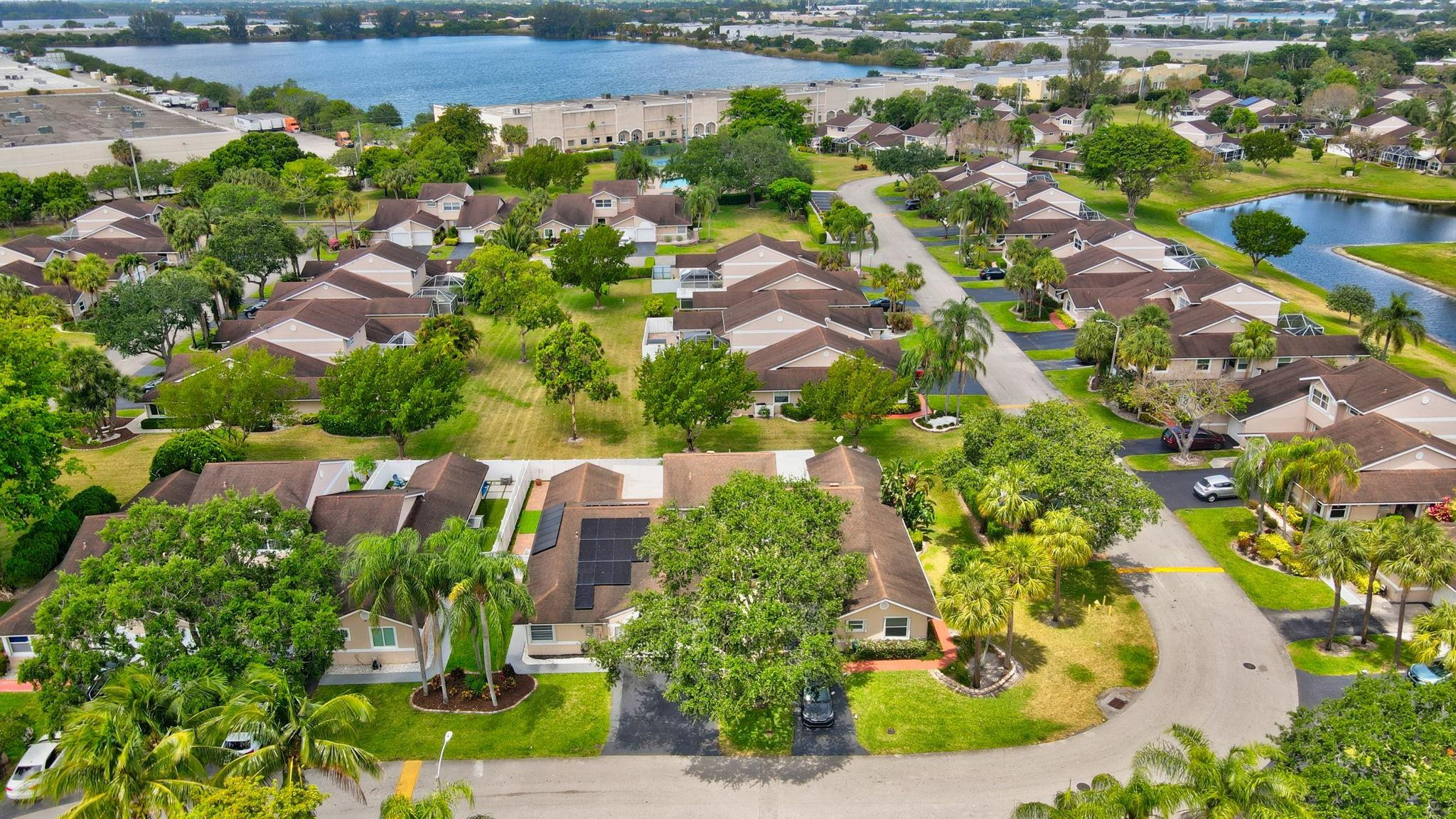 4937 W Lakes Drive 4937