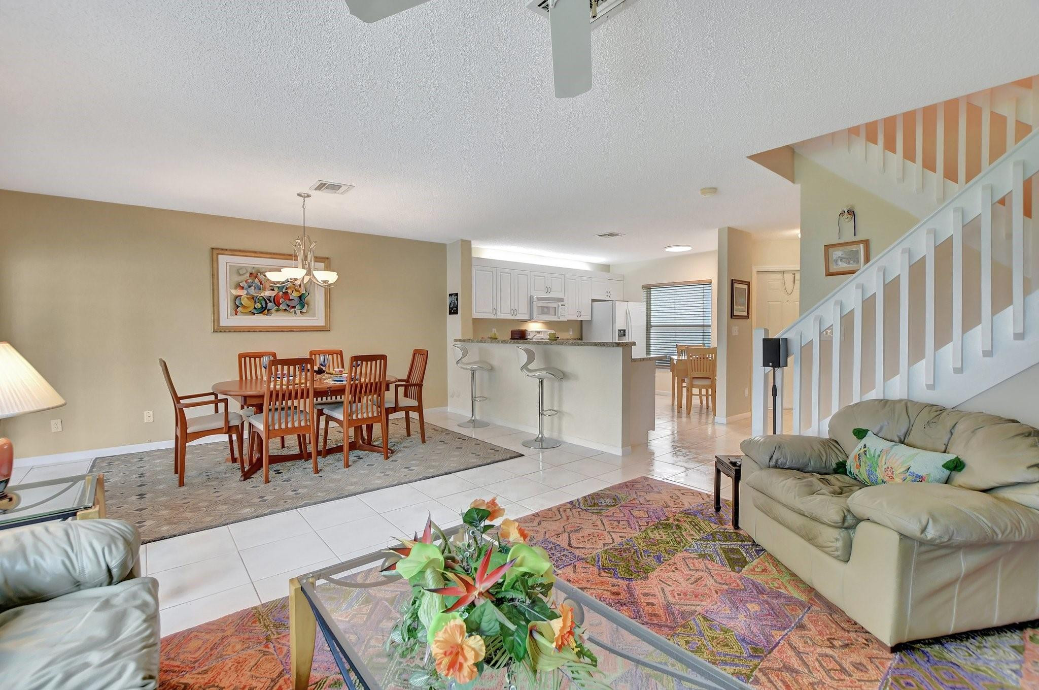 4937 W Lakes Drive 4937