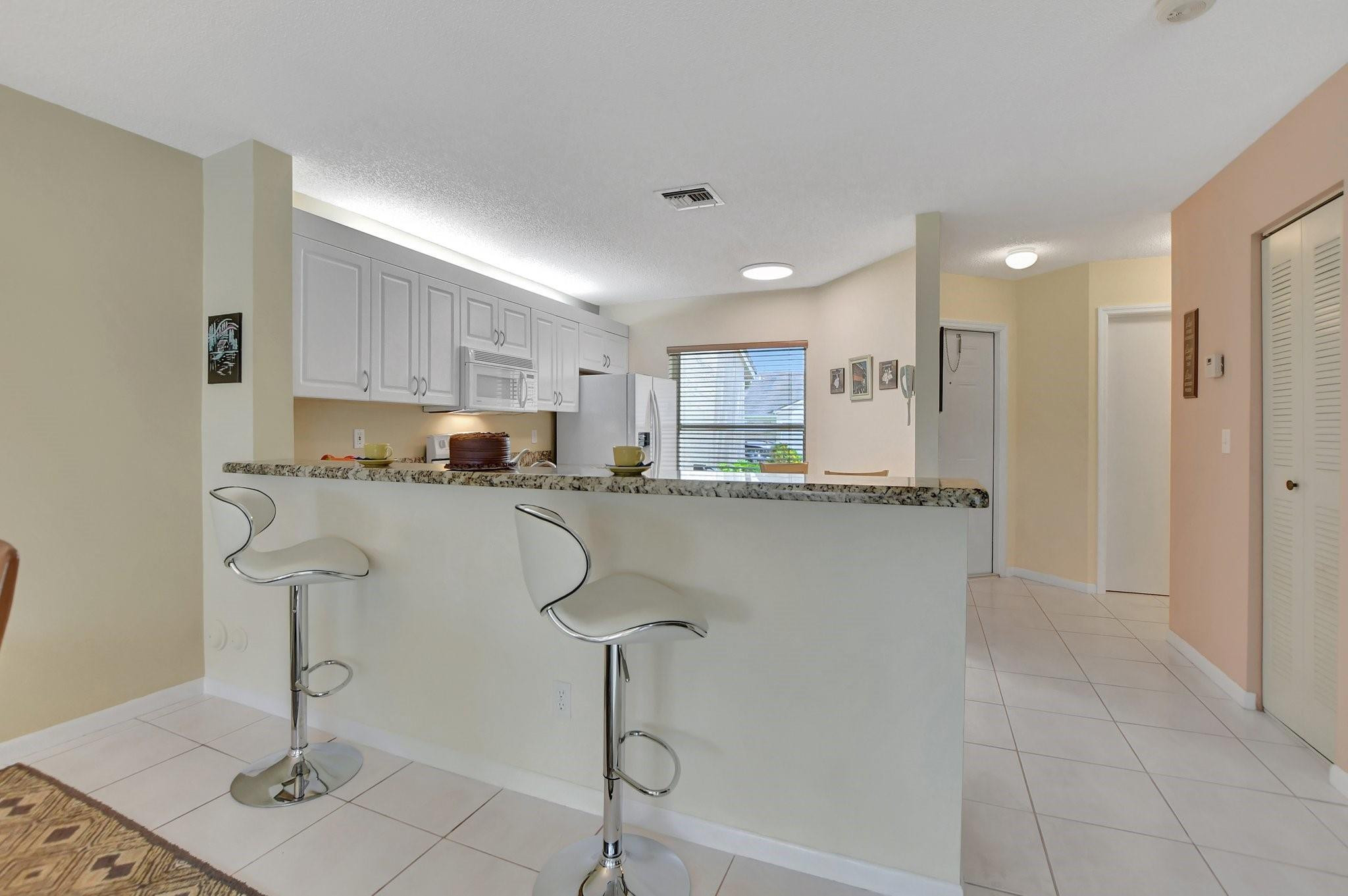 4937 W Lakes Drive 4937
