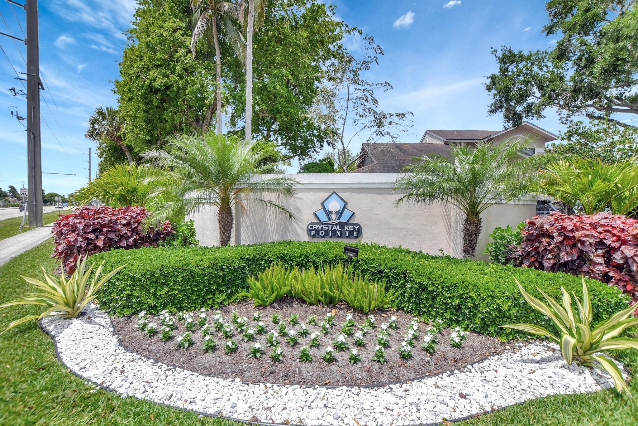 4937 W Lakes Drive 4937