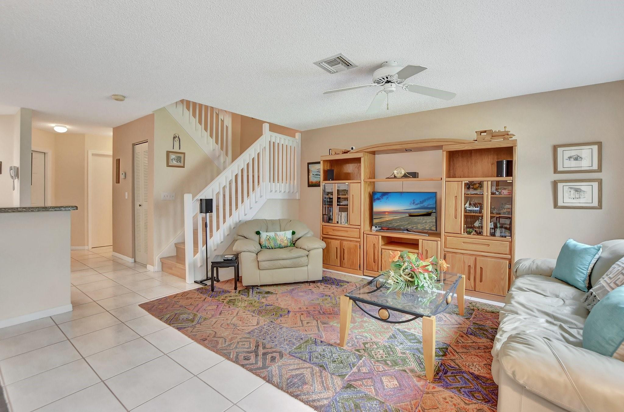 4937 W Lakes Drive 4937