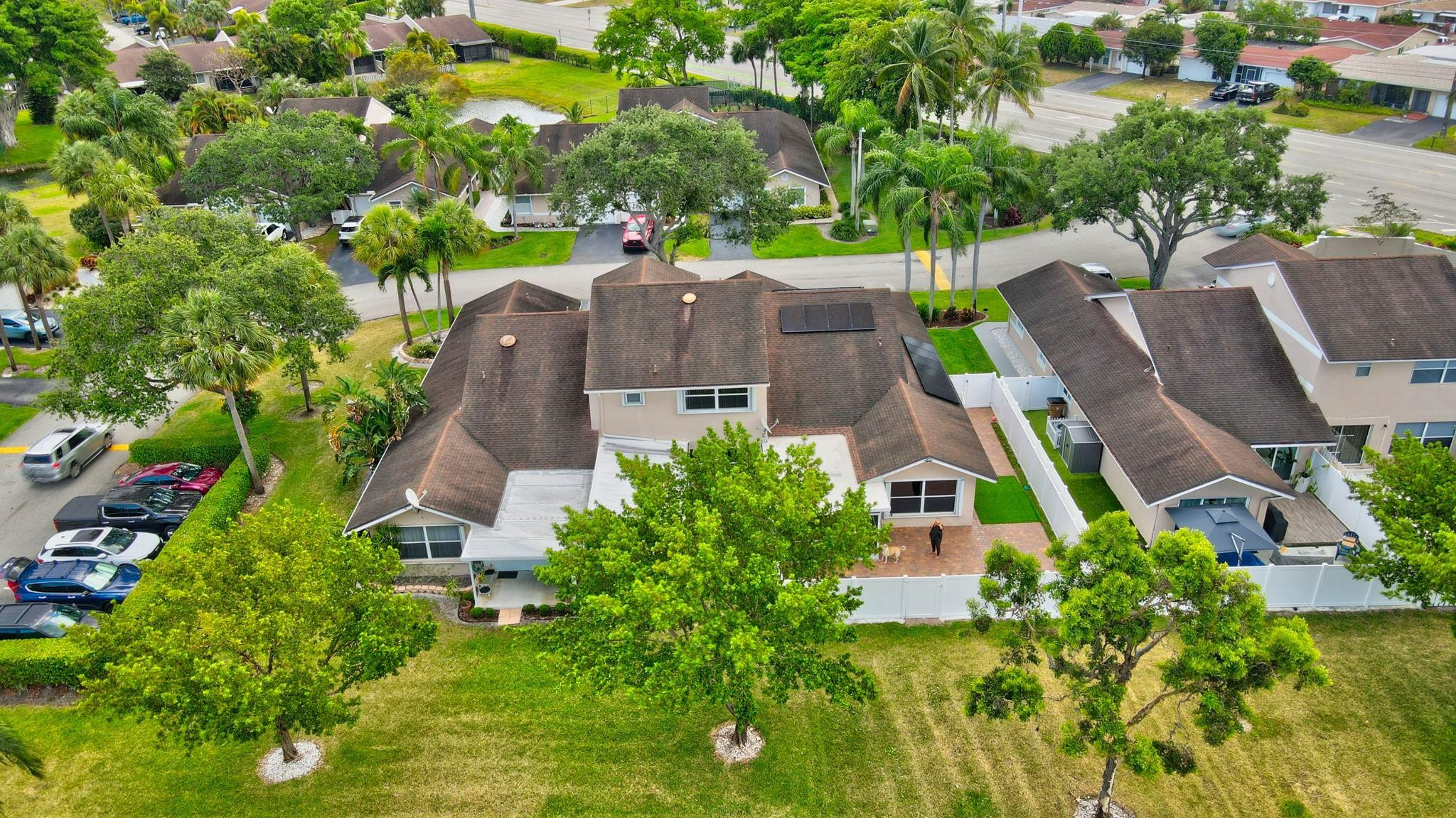 4937 W Lakes Drive 4937