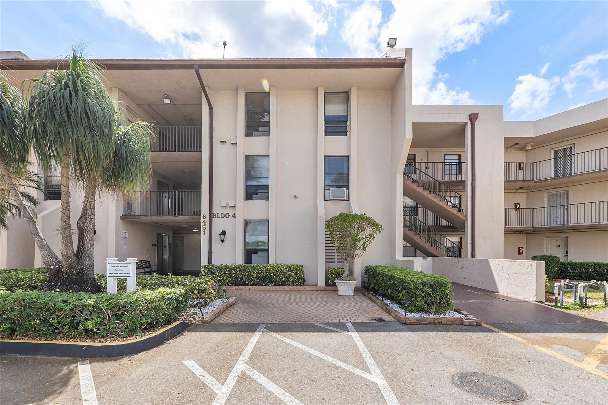 6451 N University Drive 310