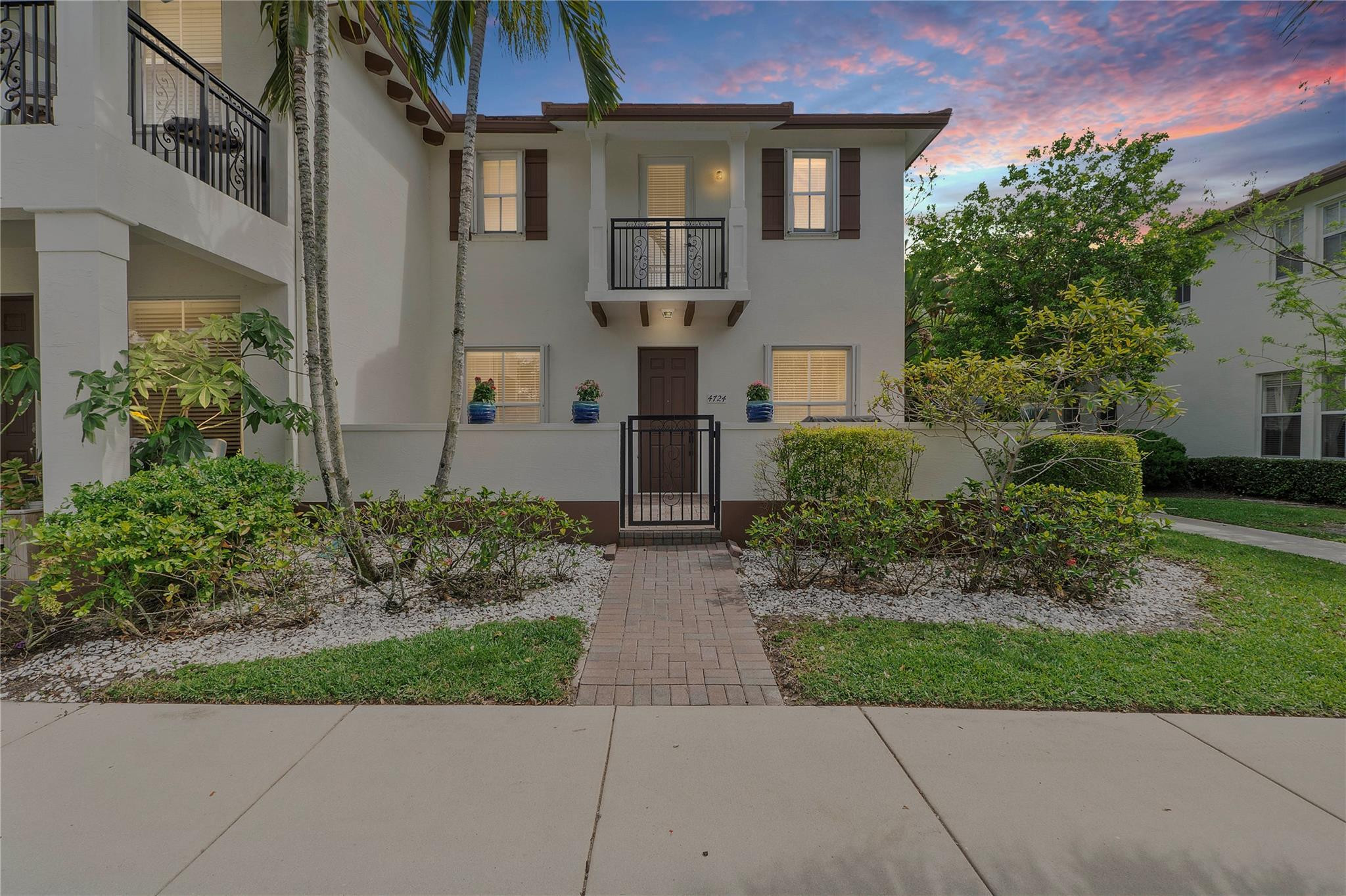 4724 N Acadian Trail