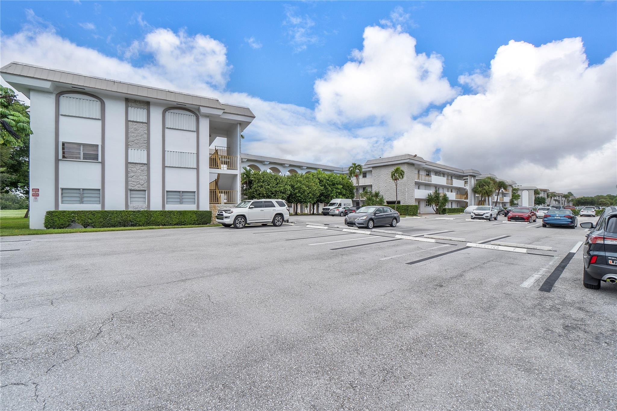 5401 NW 2nd Avenue 3220