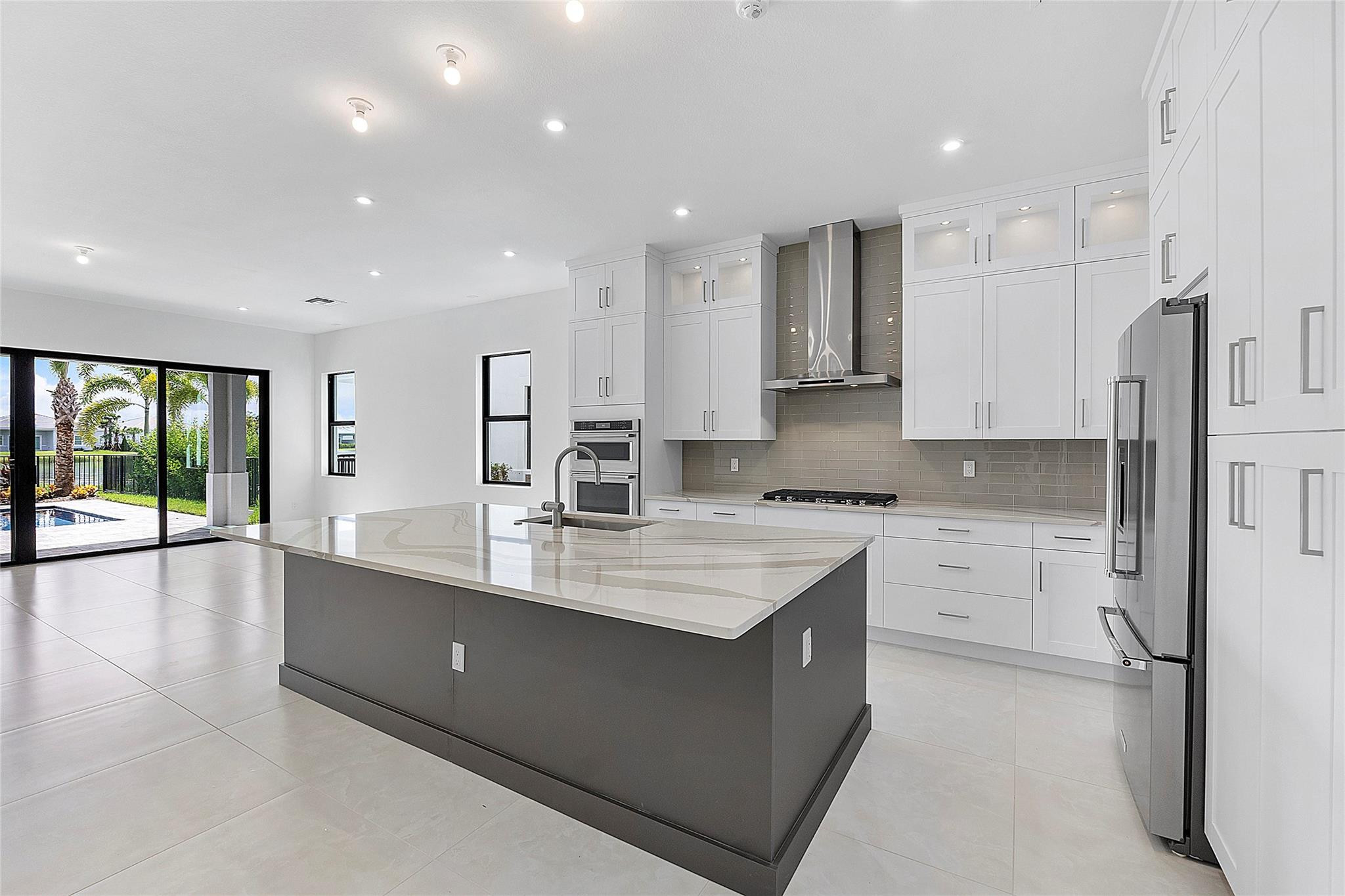 12541 Solana Bay Circle