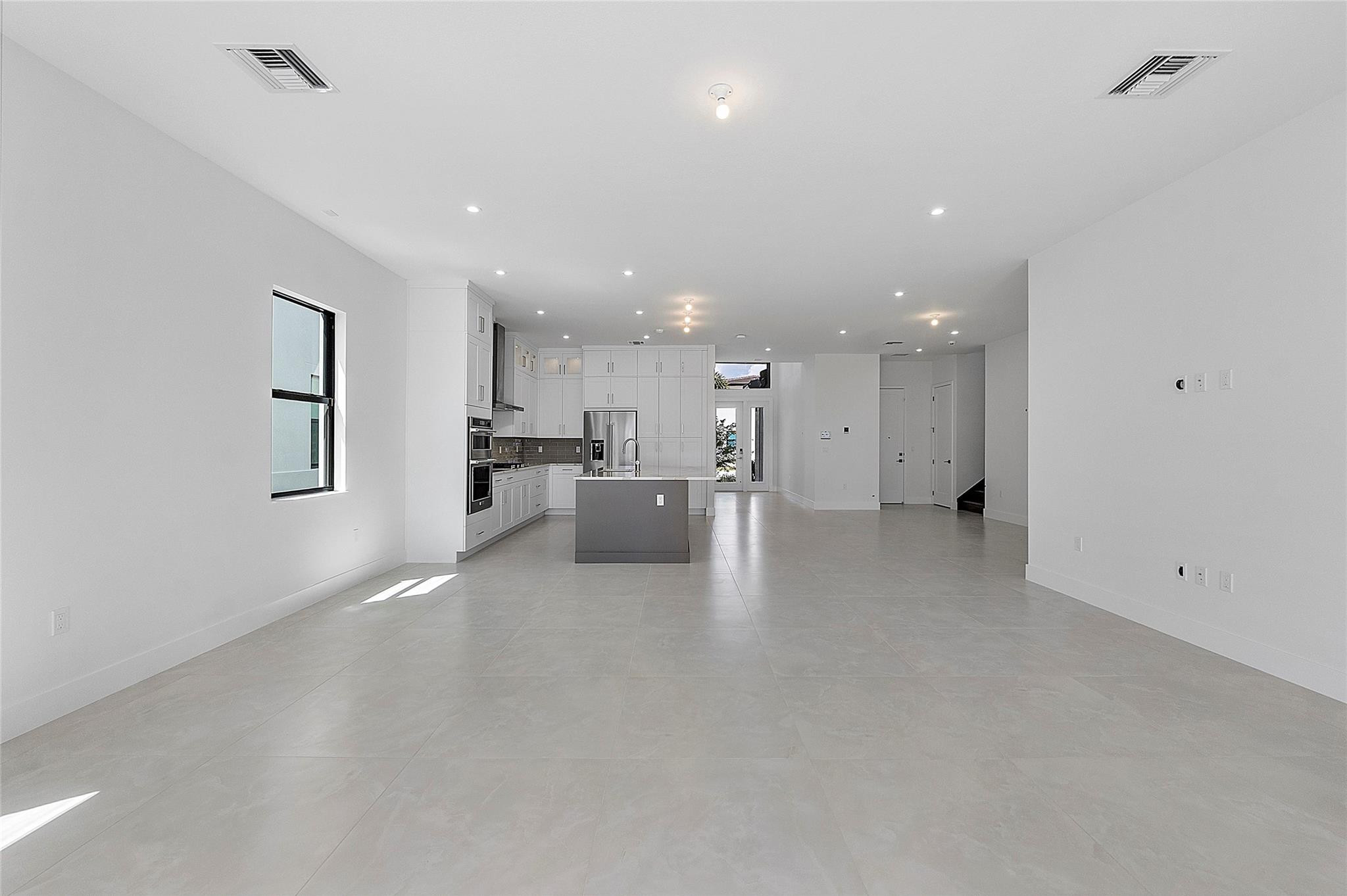12541 Solana Bay Circle
