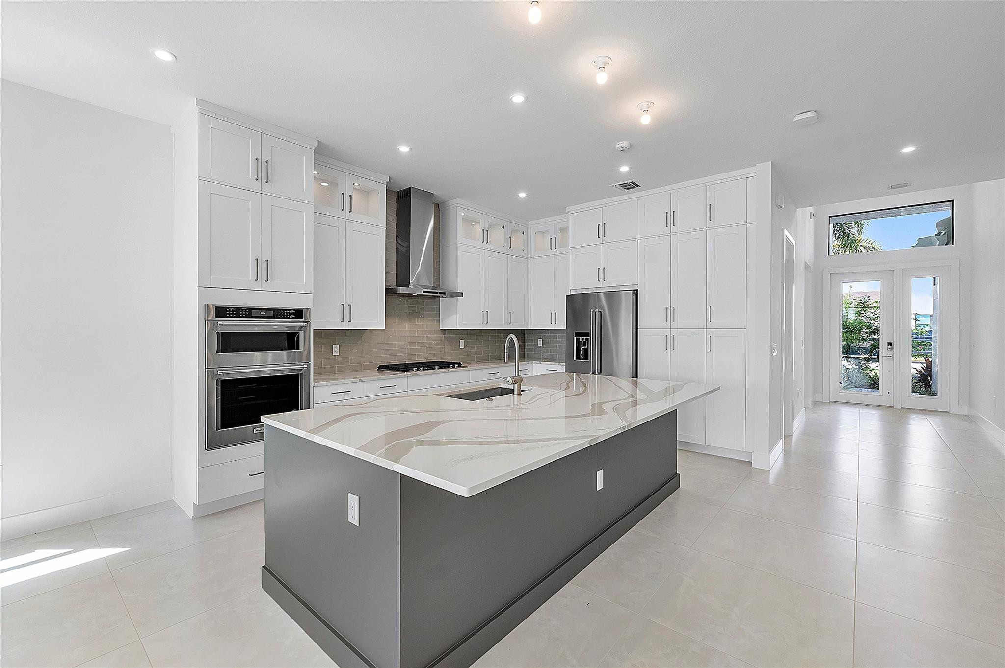 12541 Solana Bay Circle