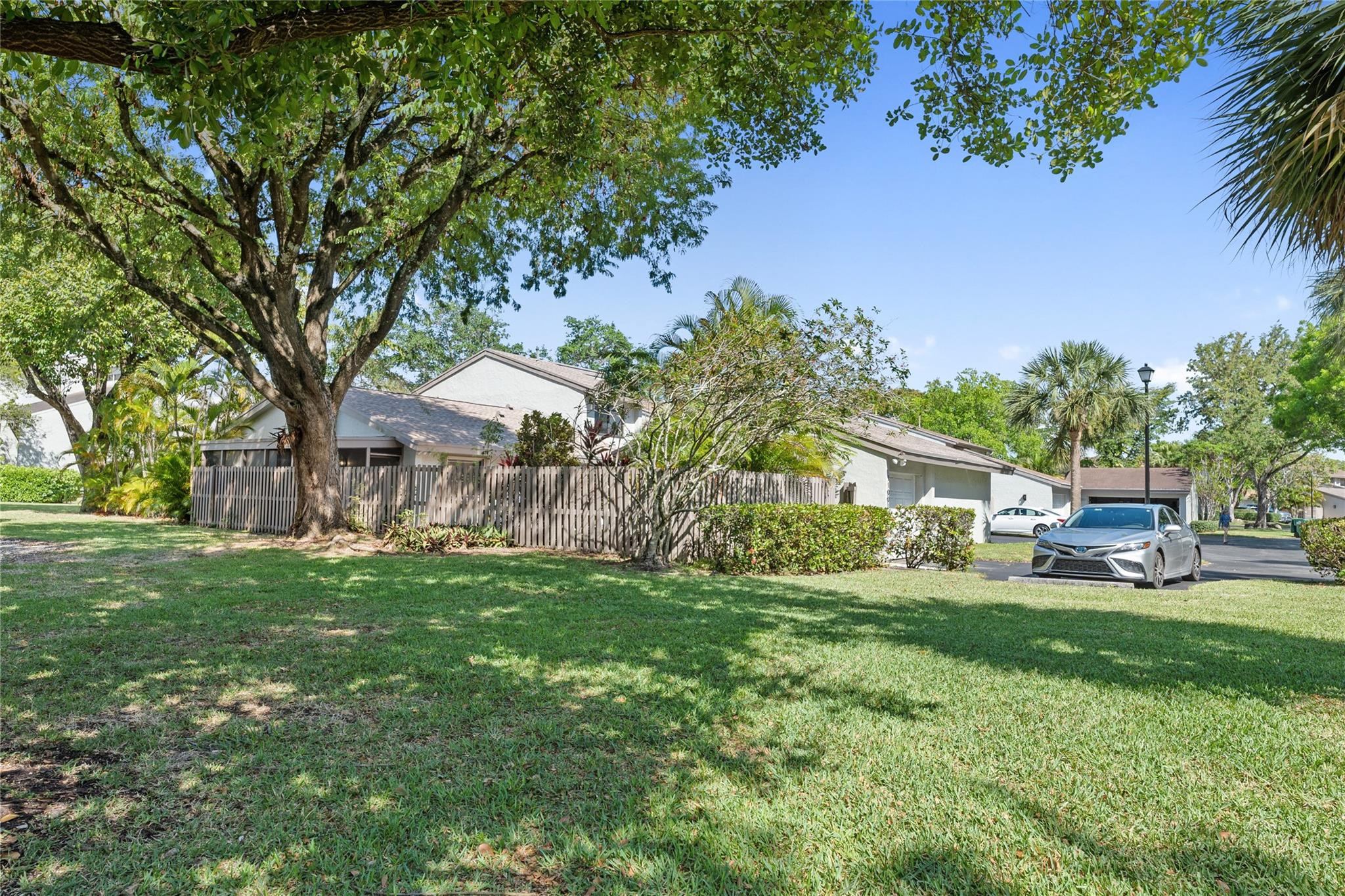 11001 SW 113th Place 11001