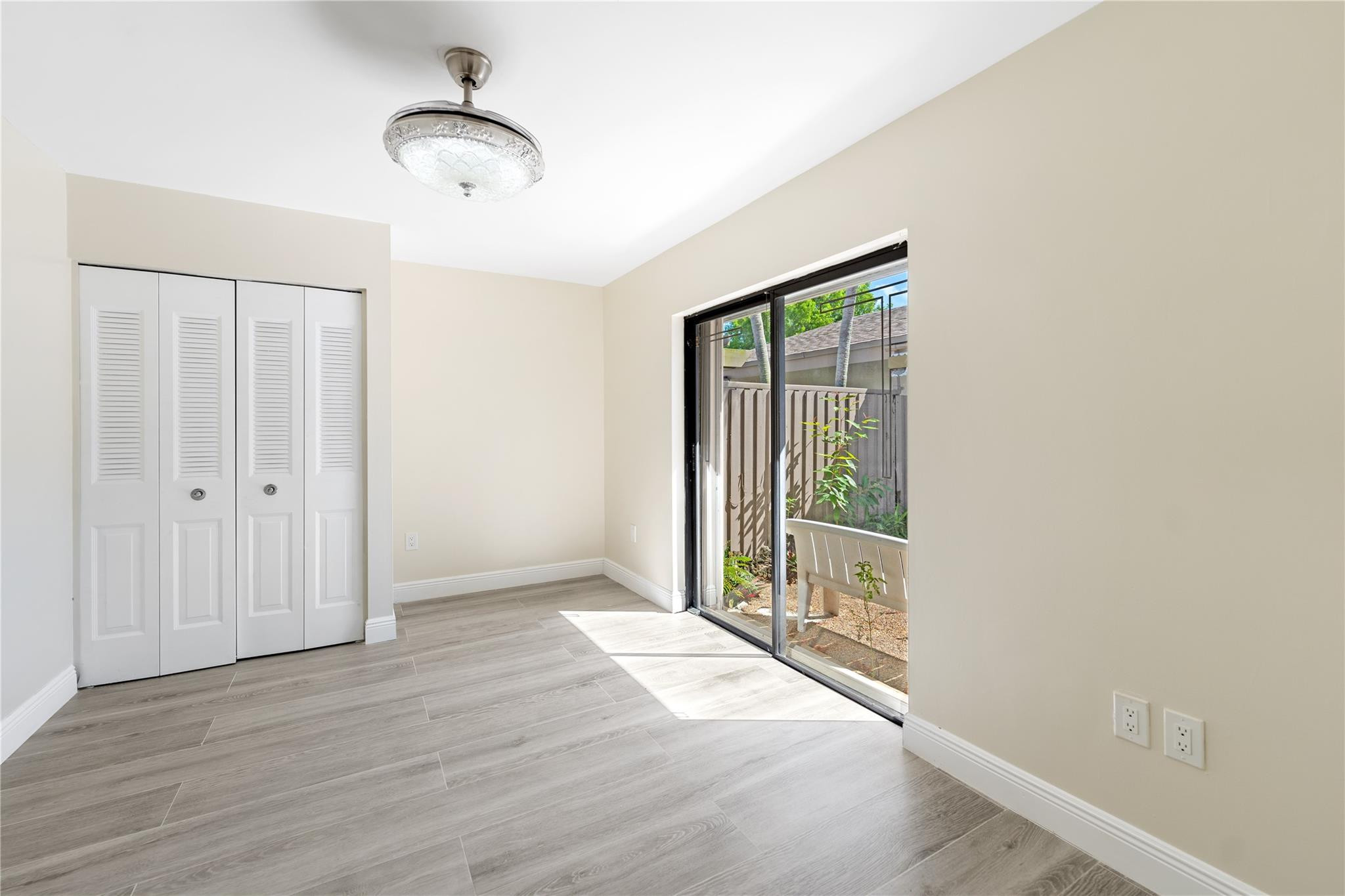 11001 SW 113th Place 11001