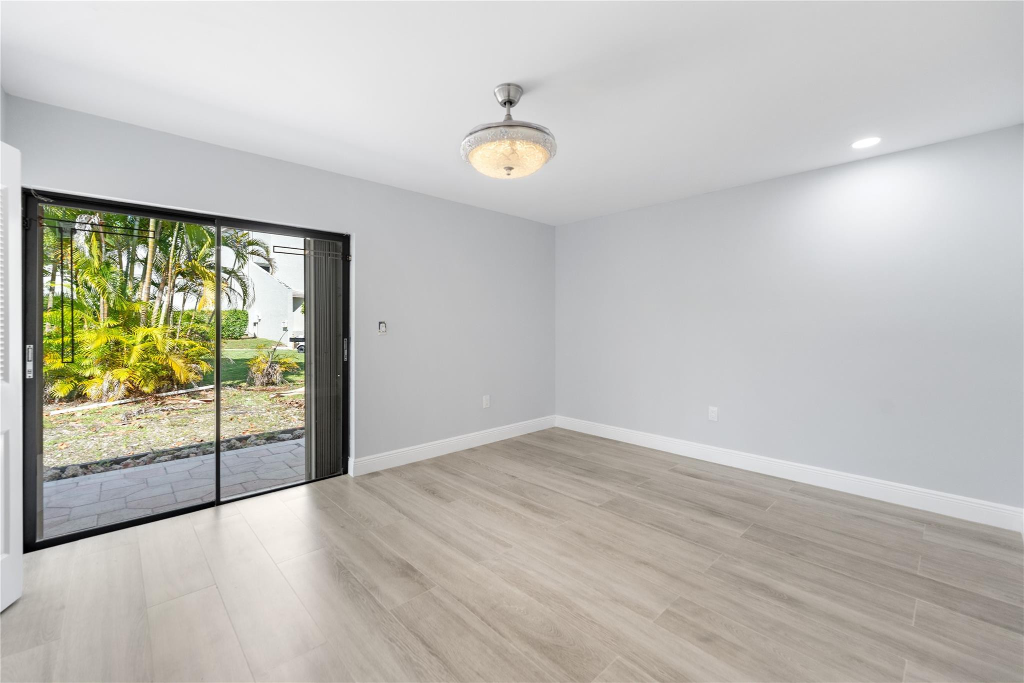 11001 SW 113th Place 11001