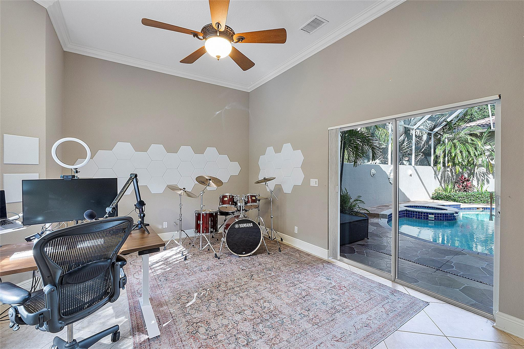 6025 NW 100th Way
