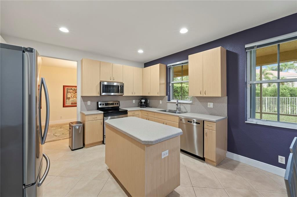 708 Nandina Drive