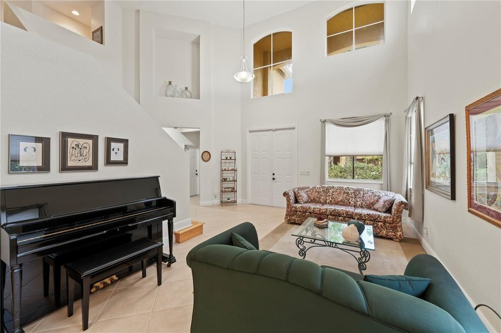 708 Nandina Drive