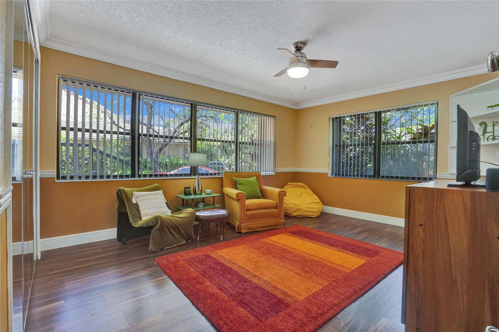 10120 Vestal Court