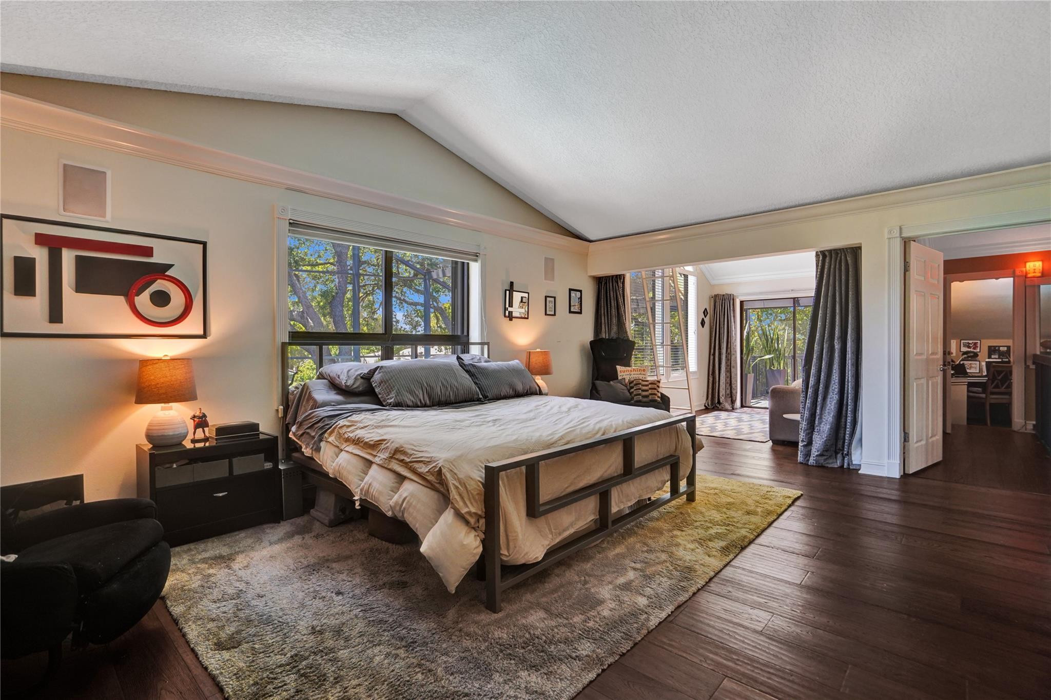 10120 Vestal Court