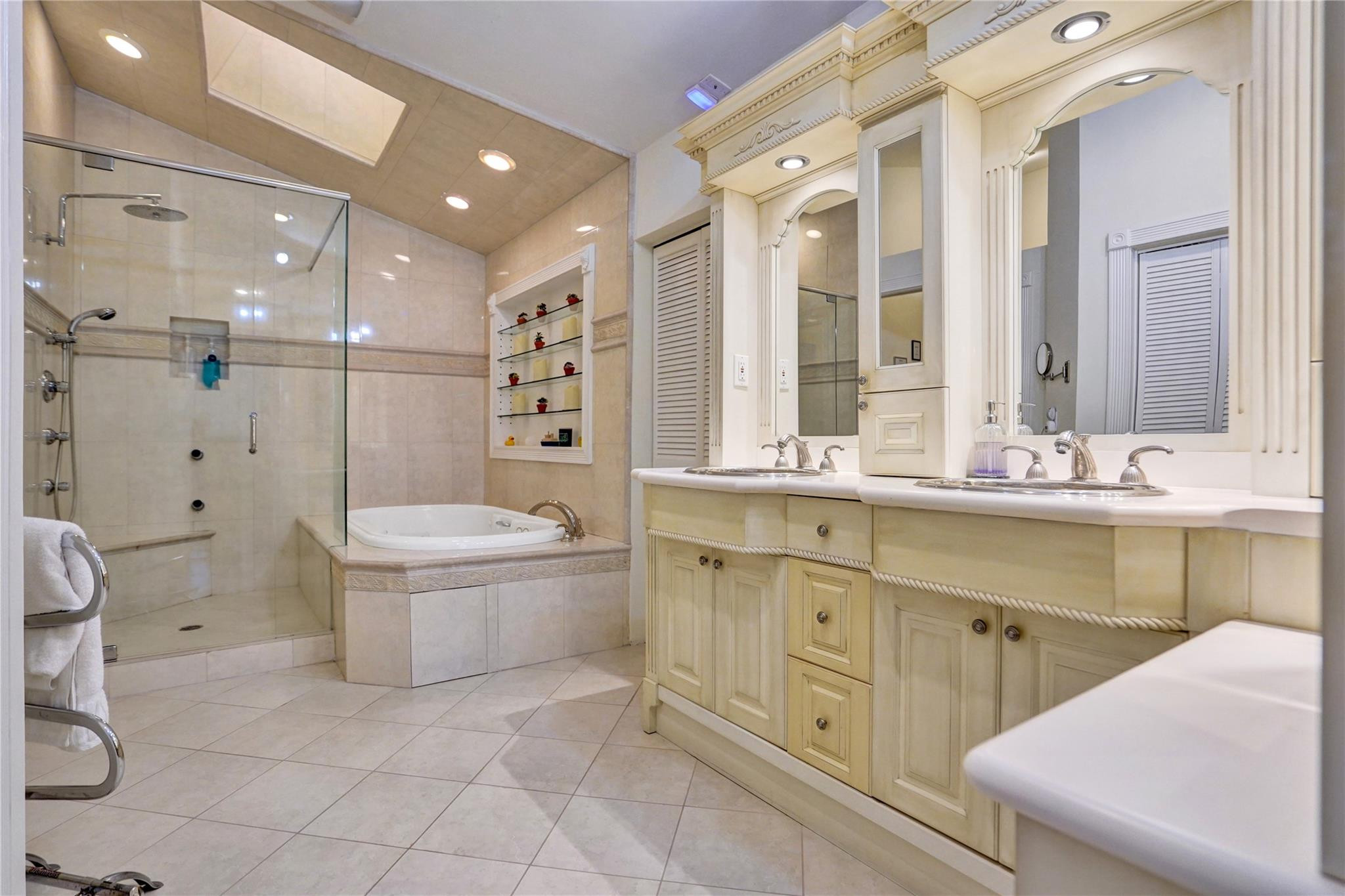 10120 Vestal Court