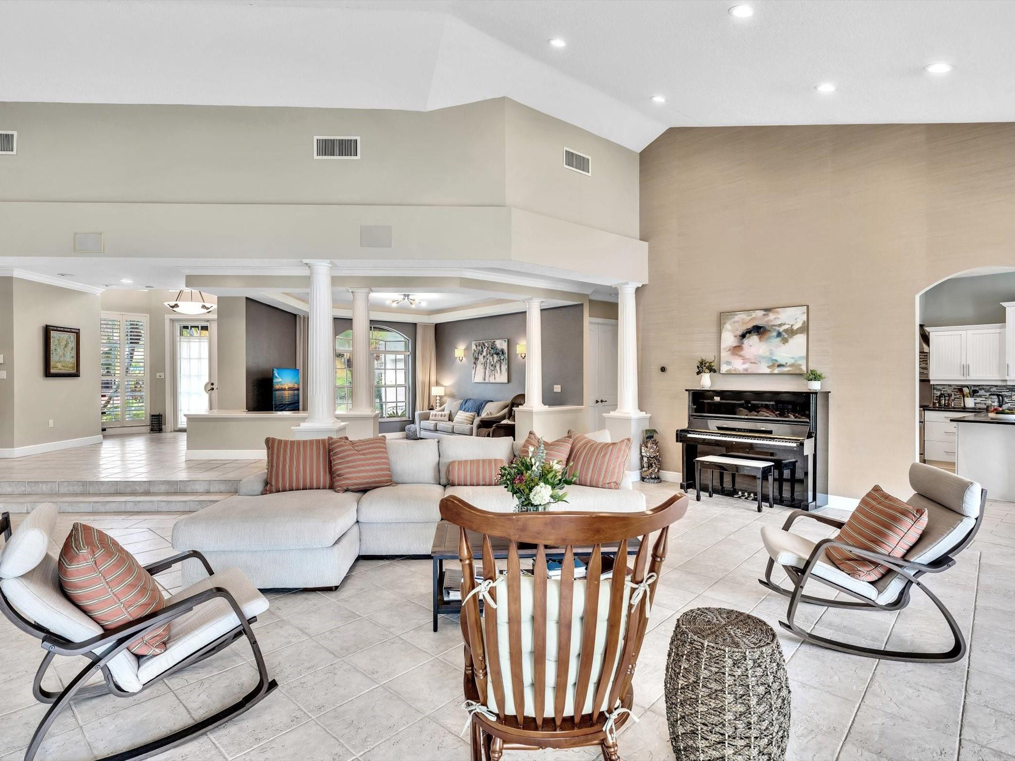 8941 SW 8th Street