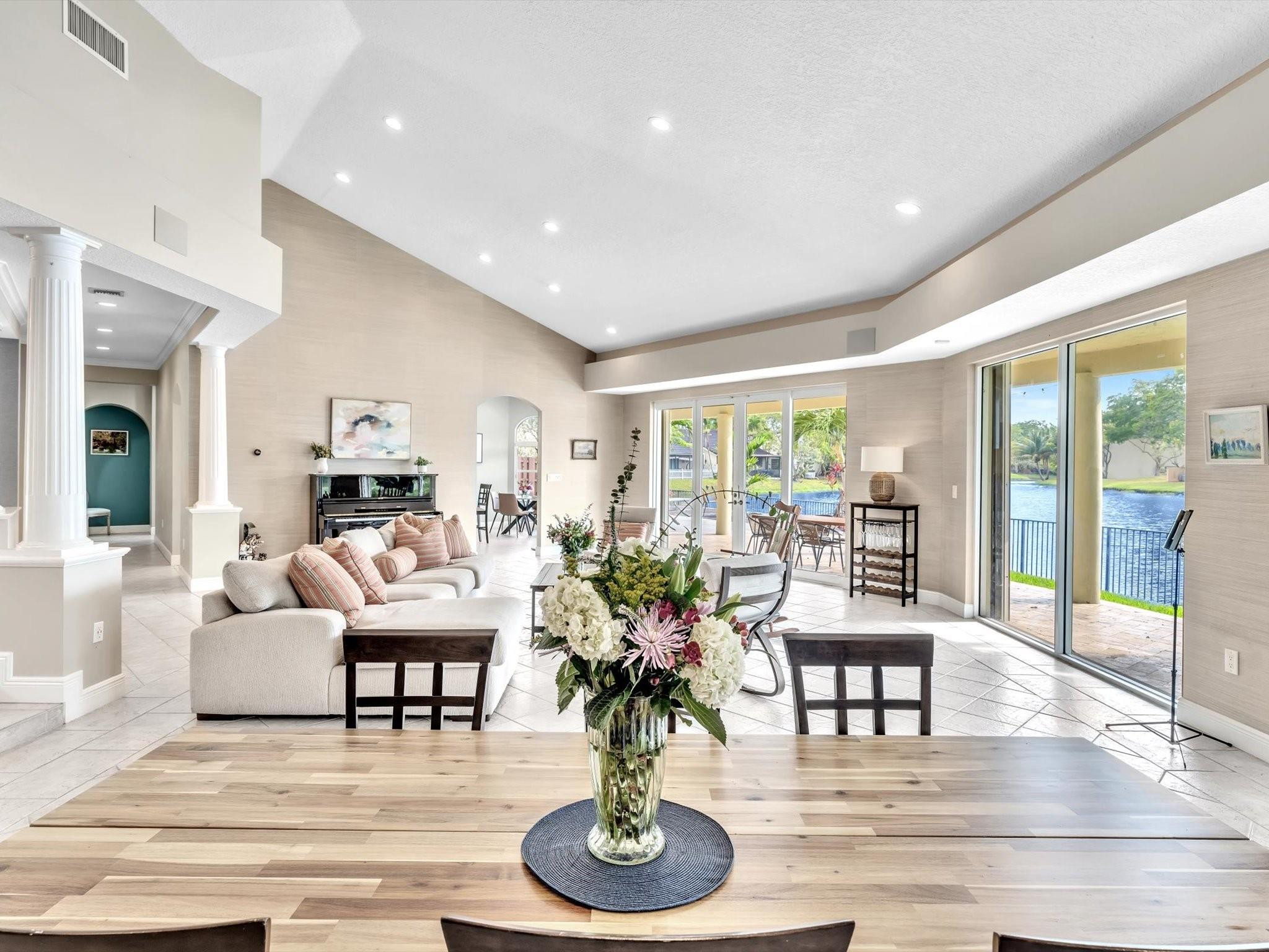 8941 SW 8th Street