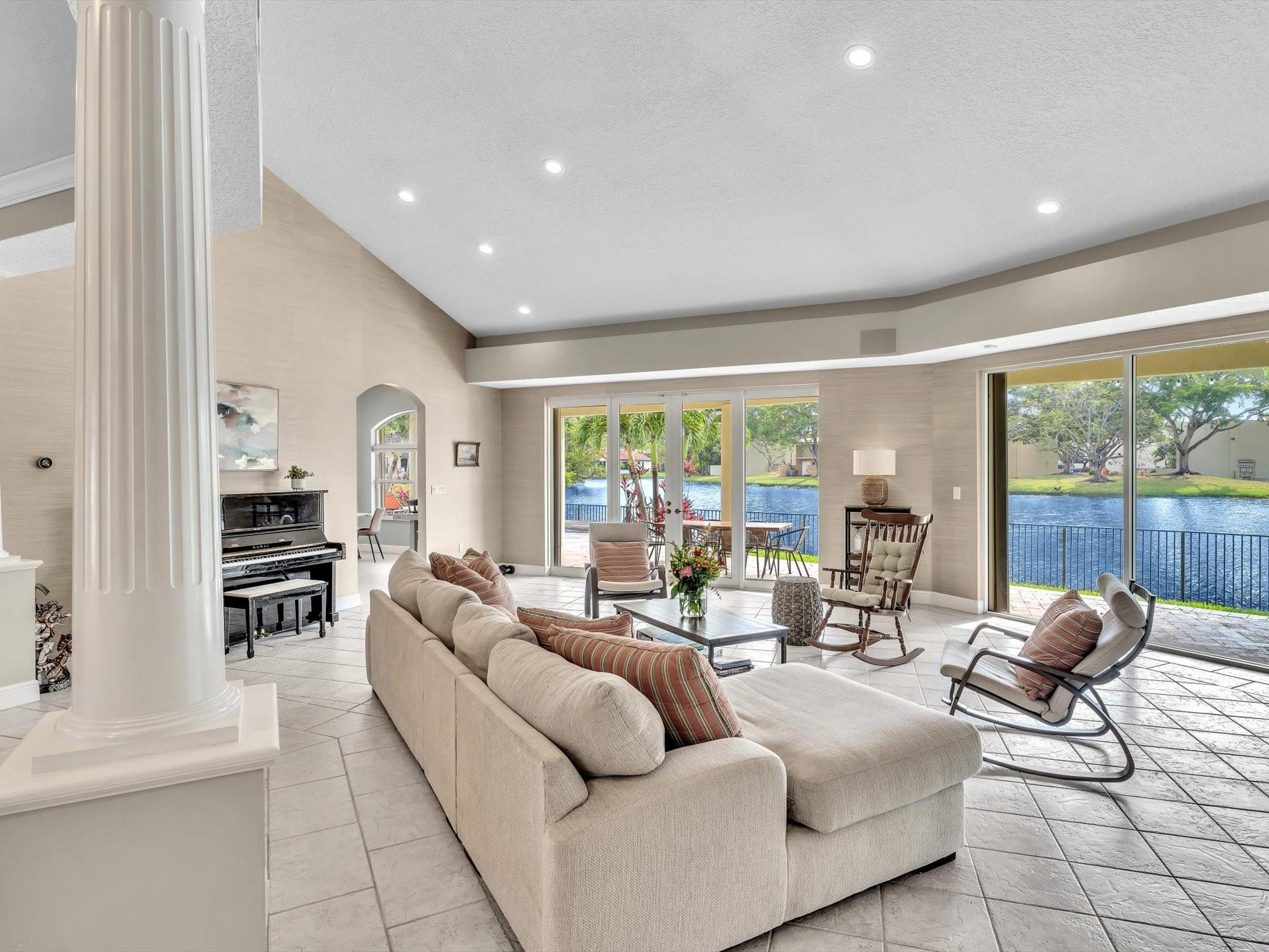 8941 SW 8th Street