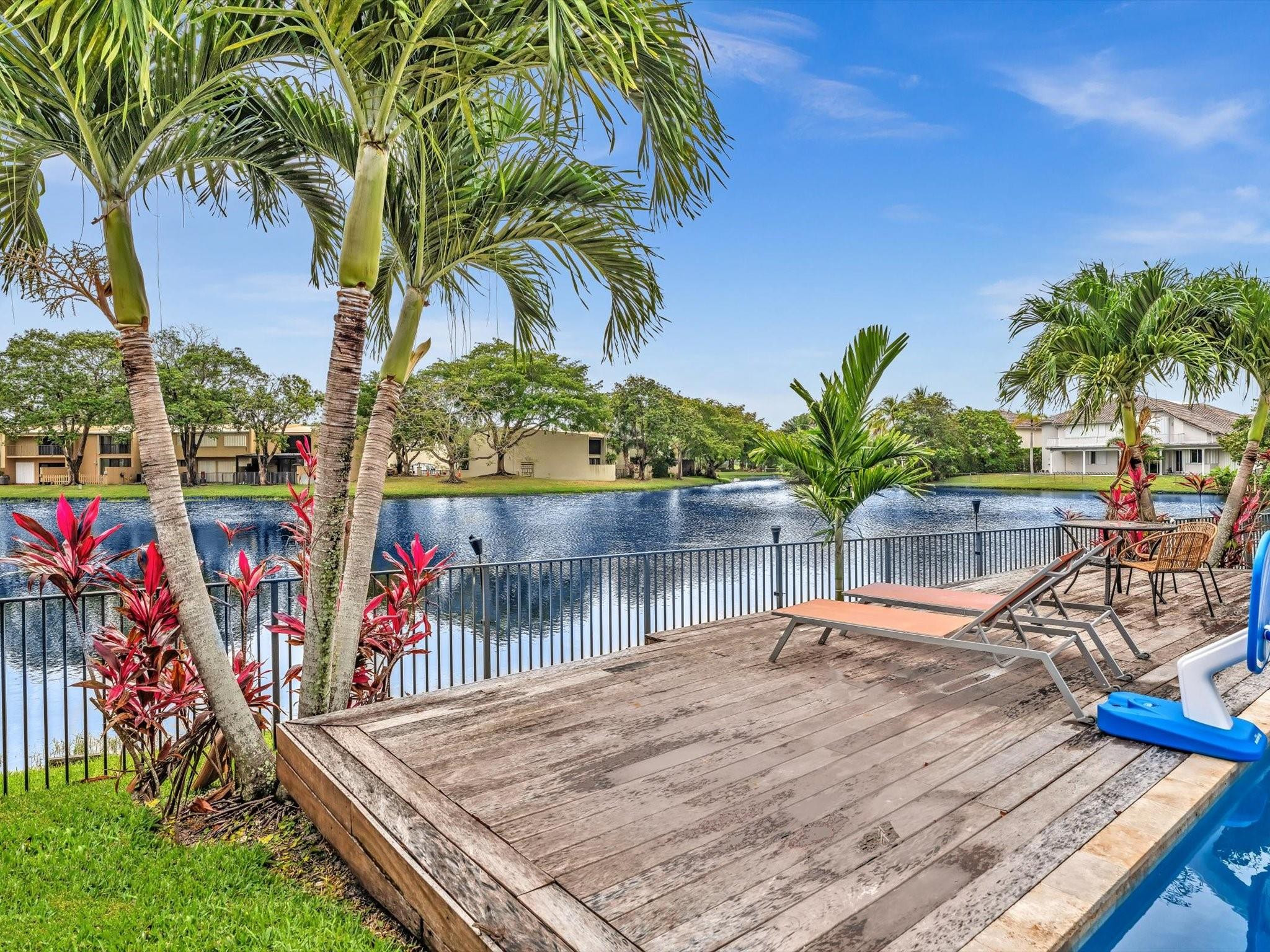 8941 SW 8th Street