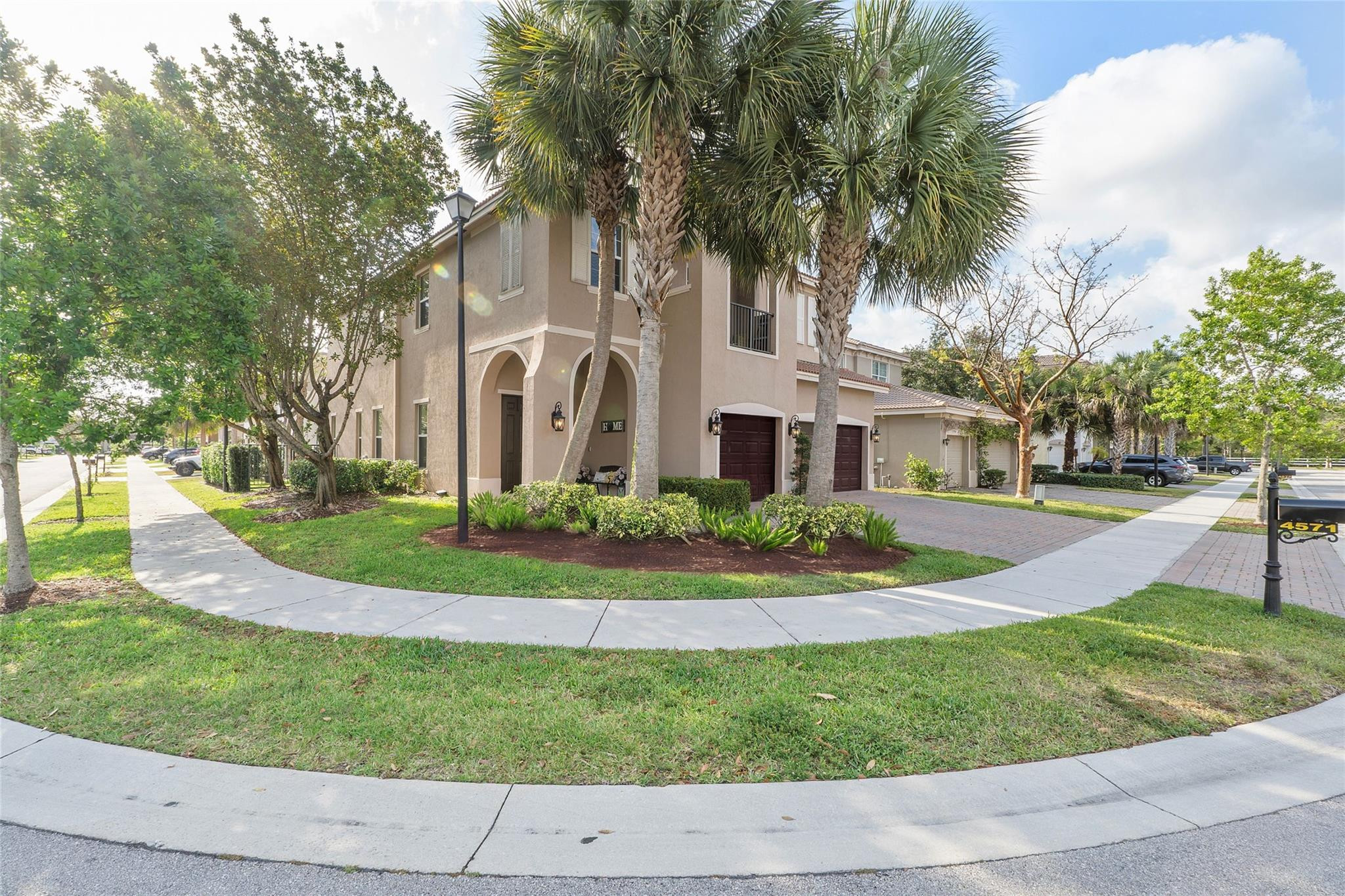 4571 San Mellina Drive