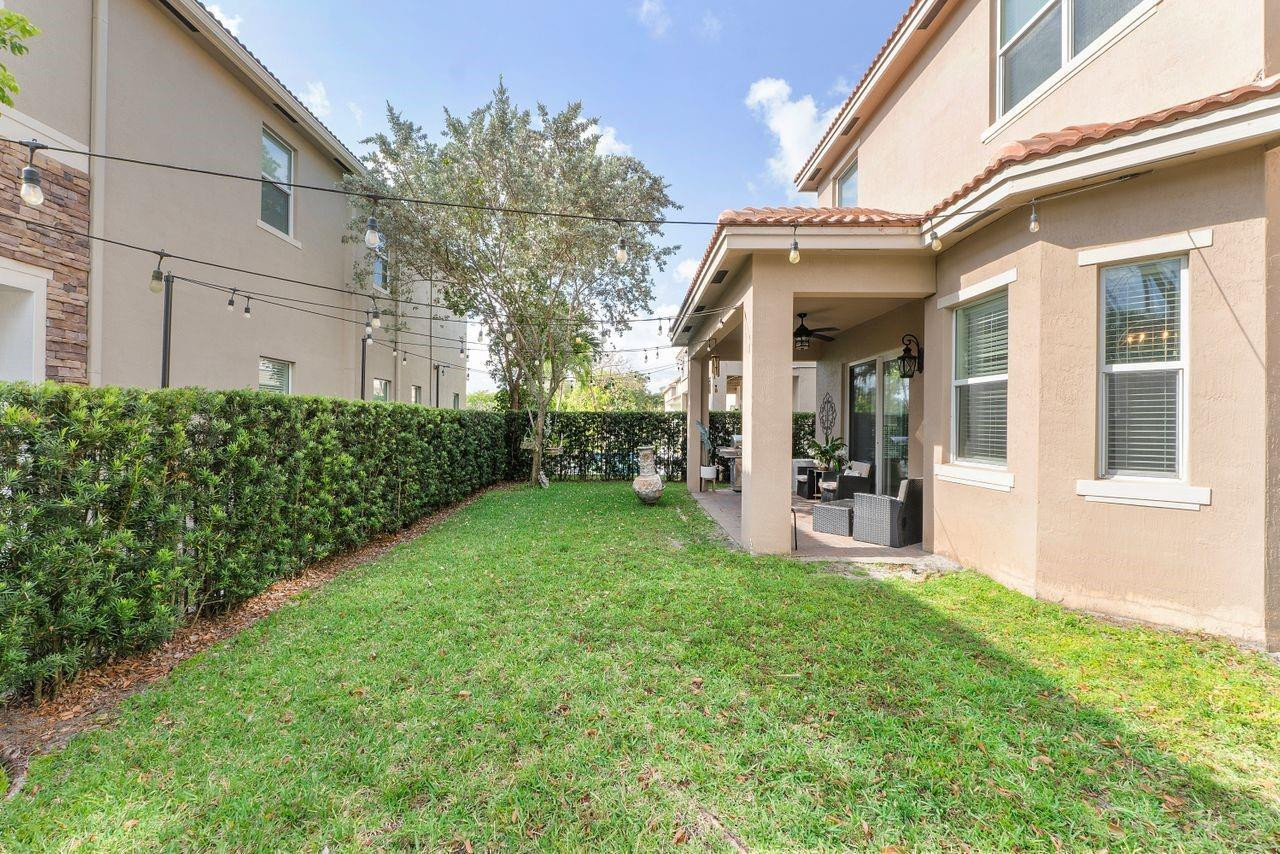 4571 San Mellina Drive