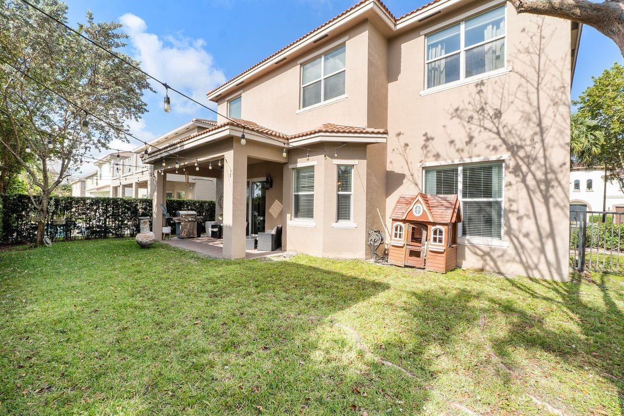 4571 San Mellina Drive