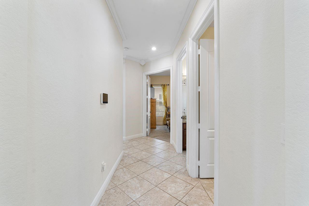4571 San Mellina Drive