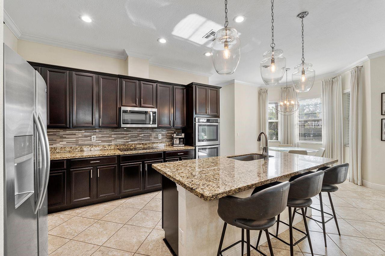 4571 San Mellina Drive