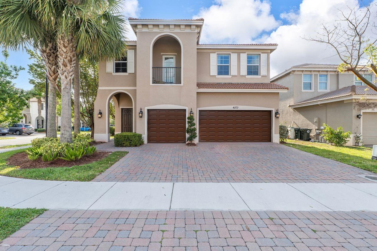 4571 San Mellina Drive