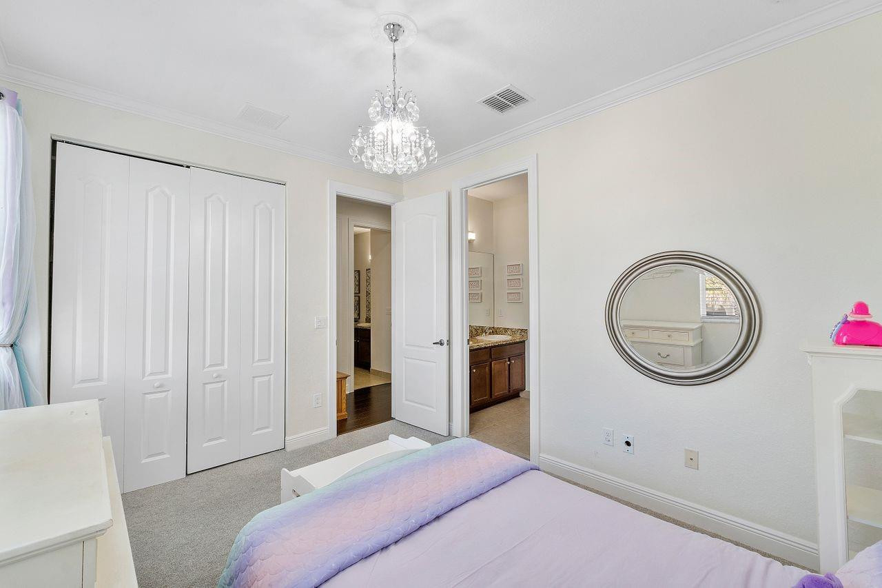 4571 San Mellina Drive