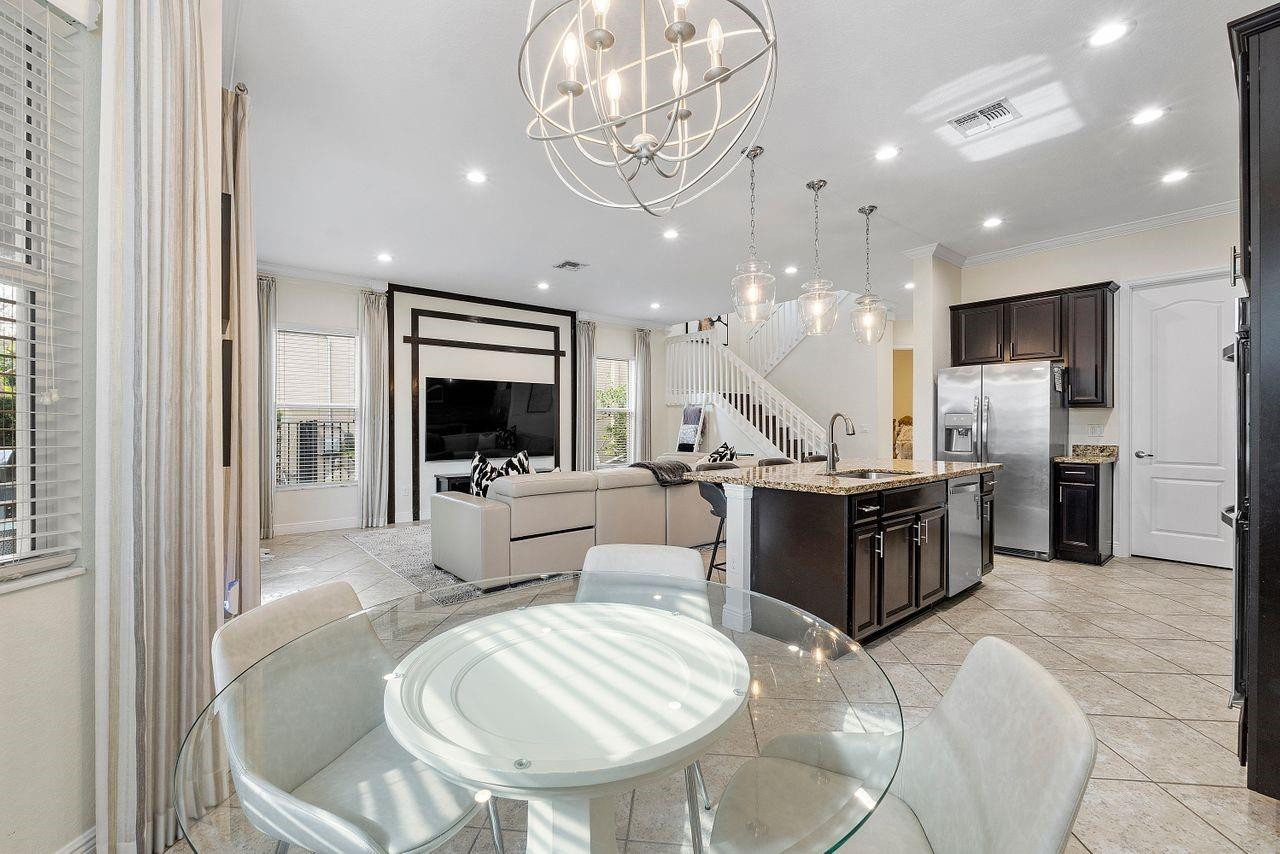 4571 San Mellina Drive