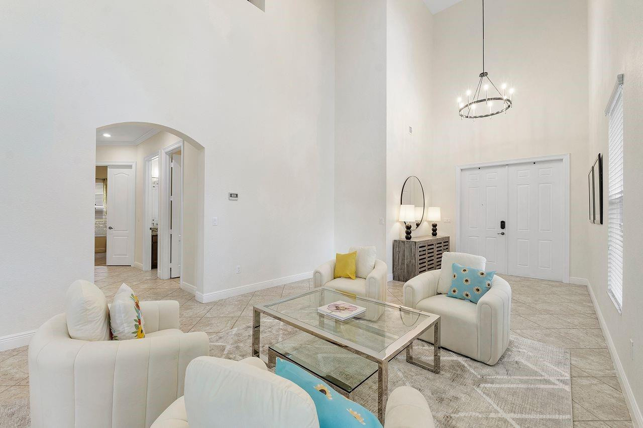 4571 San Mellina Drive