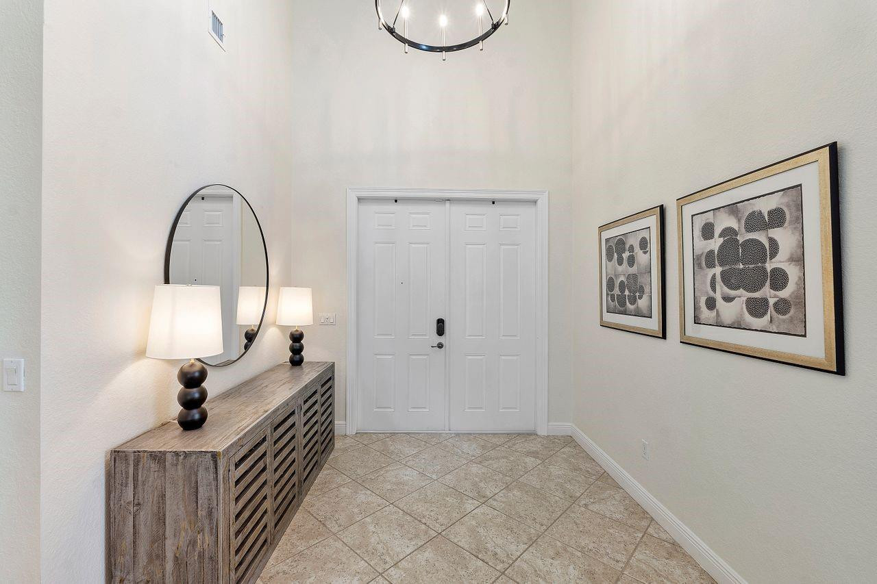 4571 San Mellina Drive